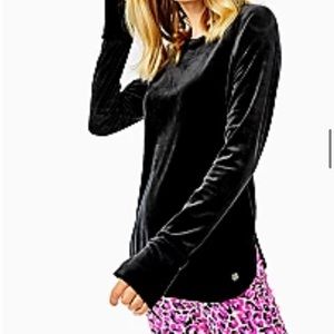 Lilly Pulitzer Luxletic Blythe Velour Pullover tunic in black, size medium